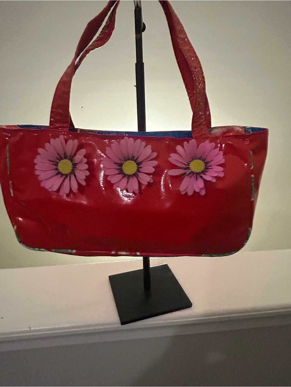 VTG Mary Jane Red Oilcloth Shoulder Bag Tote 3D Pink Daisies Y2K Mexico